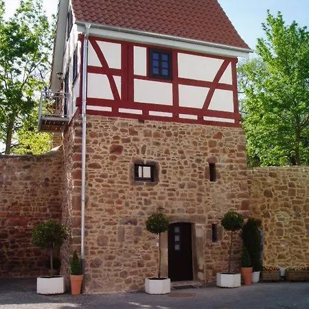 Апартаменты Aussergewoehnliche Uebernachtung Im Wehrturm