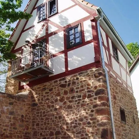 Aussergewoehnliche Uebernachtung Im Wehrturm