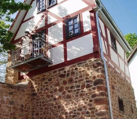 Außergewöhnliche Im Wehrturm